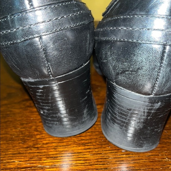 Clarks Black Leather Loafers - Picture 9 of 11